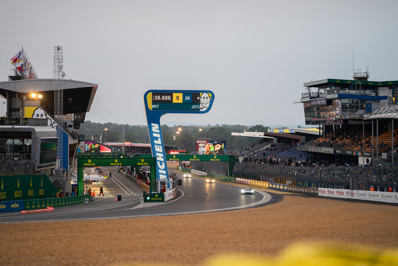 La météo reste incertaine ; elle a déjà joué un rôle conséquent dans la dramaturgie de cette édition.